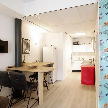 Appartamento Stunning Close To Amstel River *