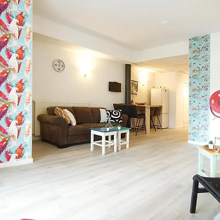 Stunning Close To Amstel River