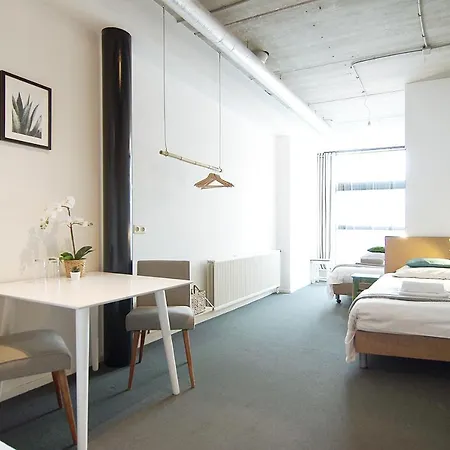 דירה Stunning Close To Amstel River אמסטרדם