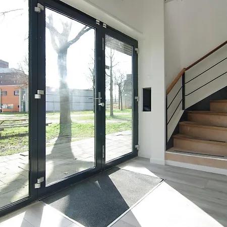 Апартаменты Stunning Close To Amstel River Амстердам