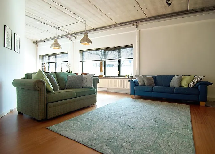 Stunning Close To Amstel River