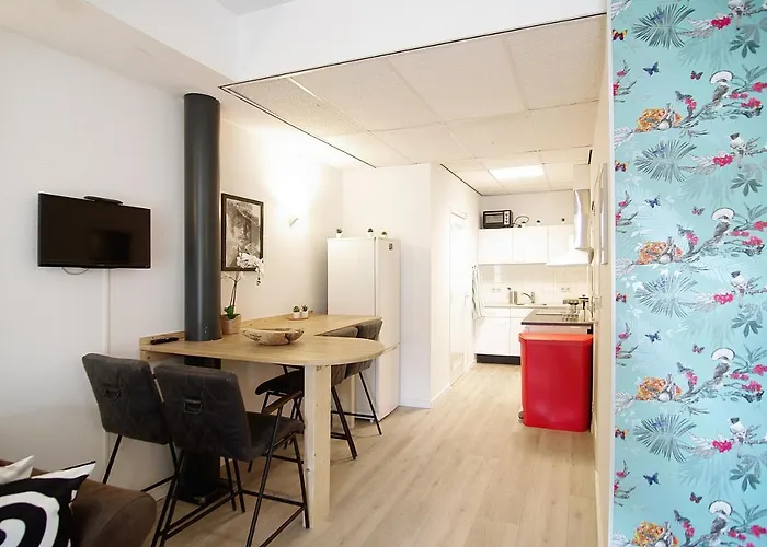 Lägenhet Stunning Close To Amstel River *